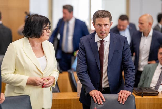 Rheinland-Pfalz, Debatte im Landtag in Mainz
