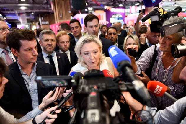 Frankreich, Marine le Pen besucht die Messe VivaTech in Paris