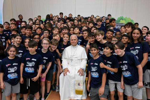 Vatikan, Papst Leo XIV. begrüßt Teilnehmer des Sommer-Jugendcamps