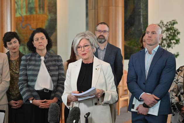Australien, Helen Haines Pressekonferenz in Canberra