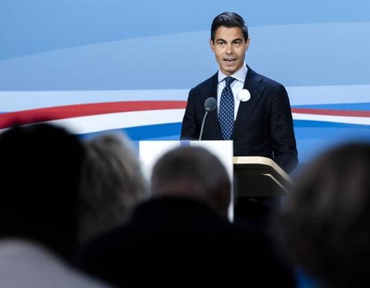 Niederlande, Ministerpräsident Rob Jetten spricht nach dem Ministerrat bei der wöchentlichen Pressekonferenz in Den Haag