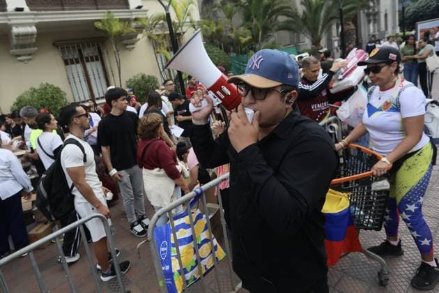 Schwere Erdbeben in Venezuela, Sammeln von Hilfsgütern in Lima, Peru