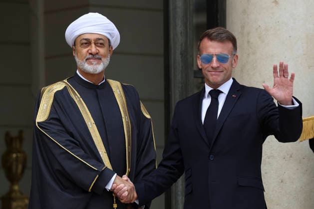 Paris, Emmanuel Macron empfängt Sultan Haitham bin Tarik