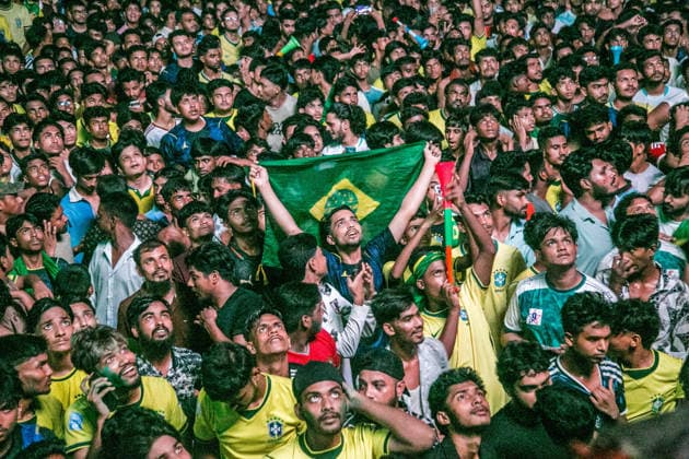Fußball, FIFA WM 2026, Brasilien - Japan, Public Viewing in Dhaka, Bangladesch