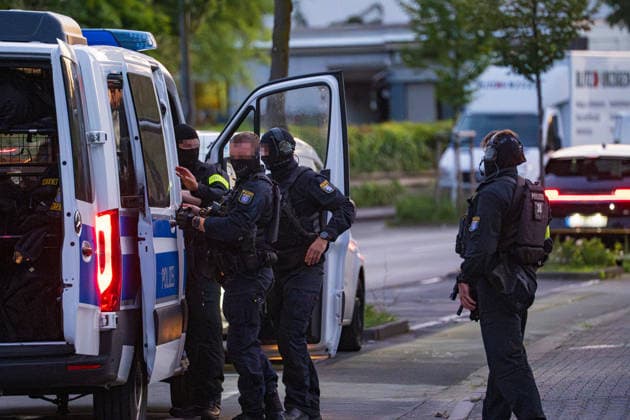 Hessen, Schüsse lösen Großeinsatz der Polizei in Rüsselsheim aus