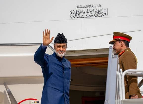 Frankreich, Sultan von Oman Haitham bin Tariq, Abreise nach Großbritannien