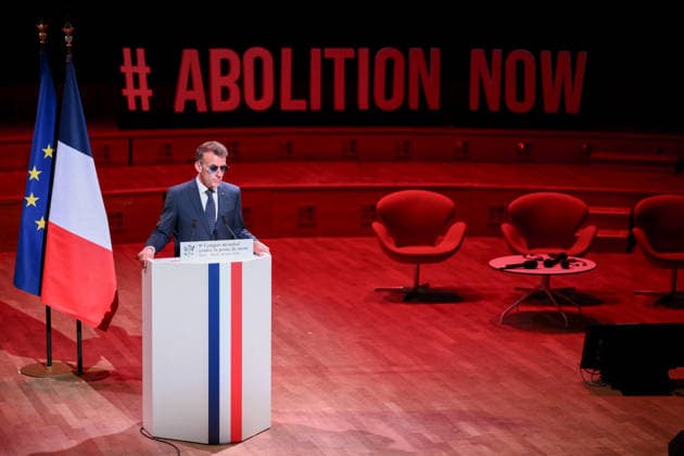 Frankreich, Emmanuel Macron spricht beim Weltkongress gegen die Todesstrafe in Paris