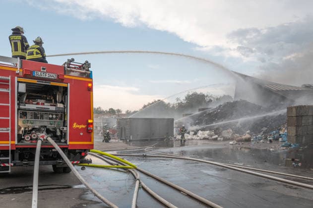 Baden-Württemberg, Brand in Entsorgungsbetrieb in Bad Saulgau