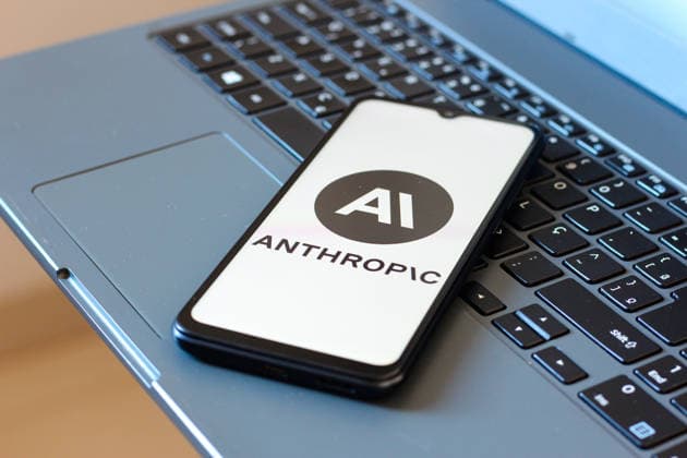 Anthropic-KI verschickt in Testlauf Phishing-Mails, Symbolbilder