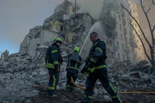 Ukraine-Krieg, Mehrere Tote nach russischem Großangriff auf Kyjiw