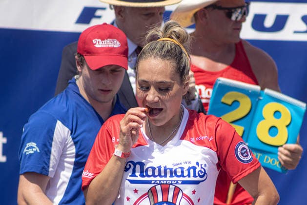 250. Unabhängigkeitstag der USA, Nathan s Fourth of July Hot Dog Eating Contest in New York