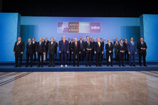 Nato-Gipfel in Ankara, Gruppenfoto der Teilnehmer