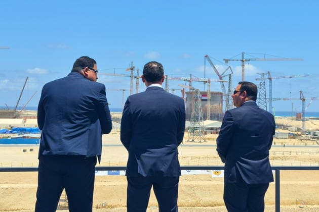 Ägypten, Einbau des Reaktordruckbehälters im Kernkraftwerk El Dabaa