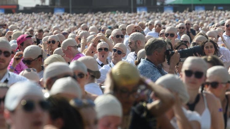 Musik, BST Hyde Park Festival in London, Weltrekordversuch mit Glatzenperücken in Hommage an Pitbull