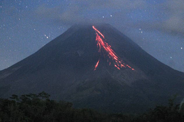 Indonesien, Vulkan Merapi ausgebrochen