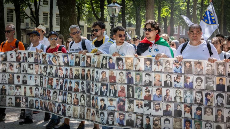Niederlande, Gedenken an Srebrenica-Opfer in Den Haag