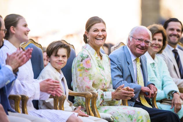 Royals, Prinz Oscar, Kronprinzessin Victoria und König Carl Gustaf bei Verleihung des Victoriapreises in Borgholm