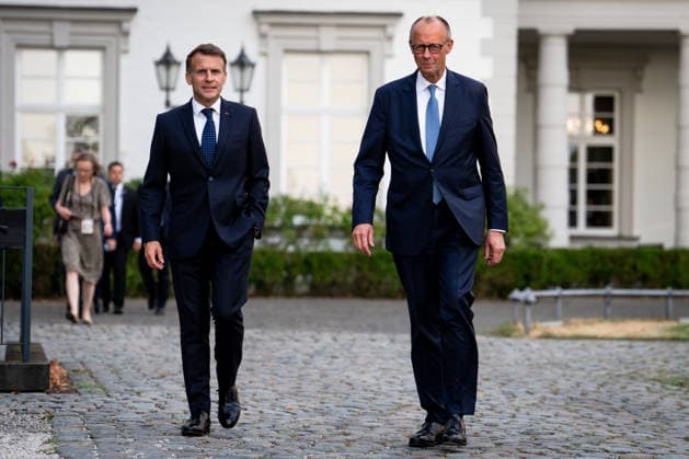 NRW, Friedrich Merz und Emmanuel Marcon treffen sich auf Schloss Bensberg