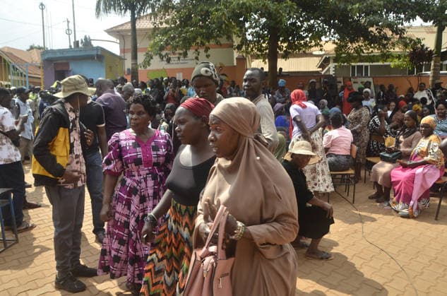 Uganda, Tödlicher Schulbusunfall in Kapchorwa