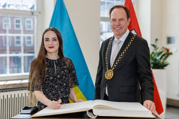 NRW, Oleksandra Matwijtschuk zu Besuch in Düsseldorf