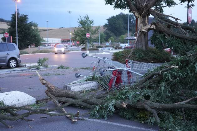 Frankreich, Schäden nach schweren Unwettern in Saint-Etienne