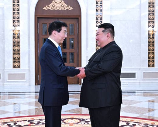 Nordkorea, Wang Huning zu Besuch in Pjöngjang