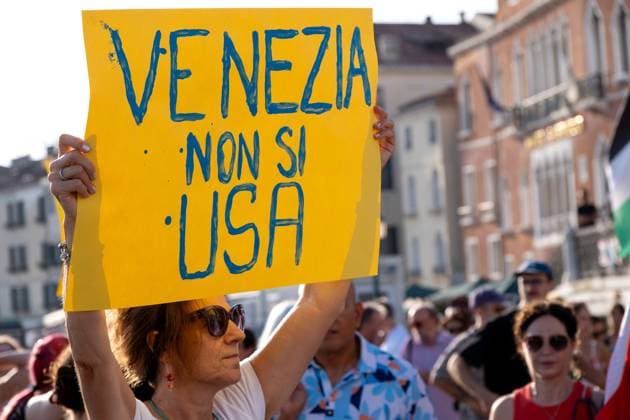 Italien, Protest gegen Besuch von US-Botschafter Tilman Fertitta in Venedig