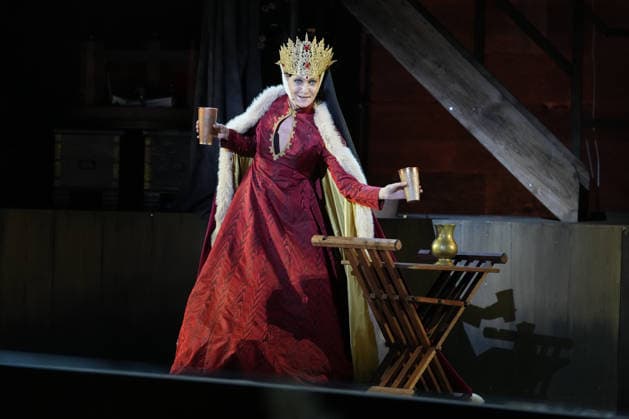 Nibelungen-Festspiele: Das Musikerduo Alice Merton und Alexander Wolfe wurde mit dem Mario-Adorf-Preis geehrt, Archivbilder
