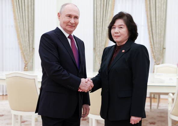 Russland, Wladimir Putin trifft Choe Son Hui in Moskau