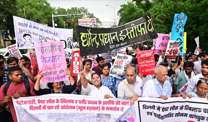 Indien, Protest für Umweltschützer Sonam Wangchuk in Prayagraj