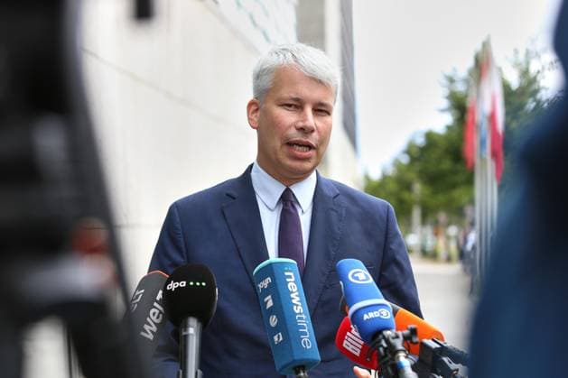 Deutsche Bahn, Verkehrsminister Steffen Bilger will Bonuszahlungen an Bahn-Ziele koppeln, Archivbilder