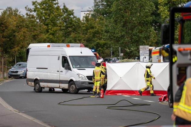 NRW, Unfall mit einem Motorrad und PKW in Ginsheim-Gustavsburg