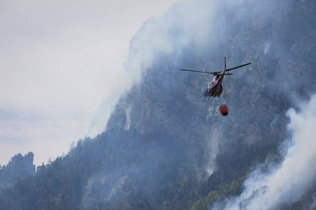 Frankreich, Waldbrand bei La Bessee