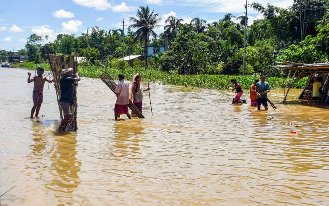 Indien, Überschwemmungen in Jorhat