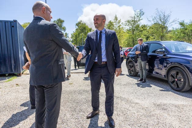 Frankreich, Benjamin Haddad besucht Hyprspace Werk in Le Haillan