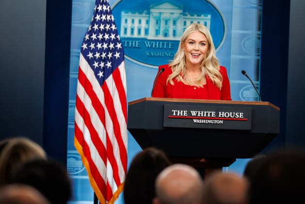 USA, Karoline Leavitt Pressekonferenz in Washington DC