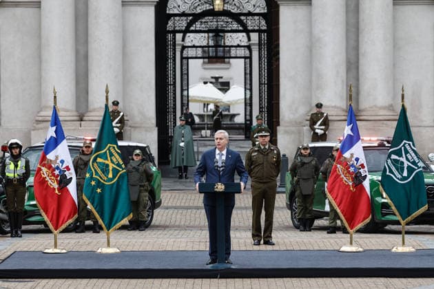 Chile, Präsident José Antonio Kast bei Zeremonie zur Verstärkung der Carabineros in Santiago