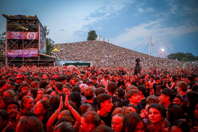 Music, Das Fest in Karlsruhe, Zartmann