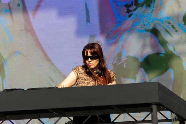 Musik, On the Beach Festival in Brighton, Logic1000