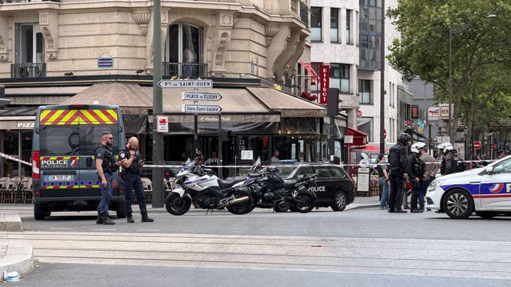 Frankreich, Messerattacke in Paris