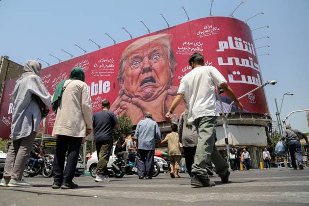 Iran, Werbetafel in Teheran kündigt Rache an Donald Trump an