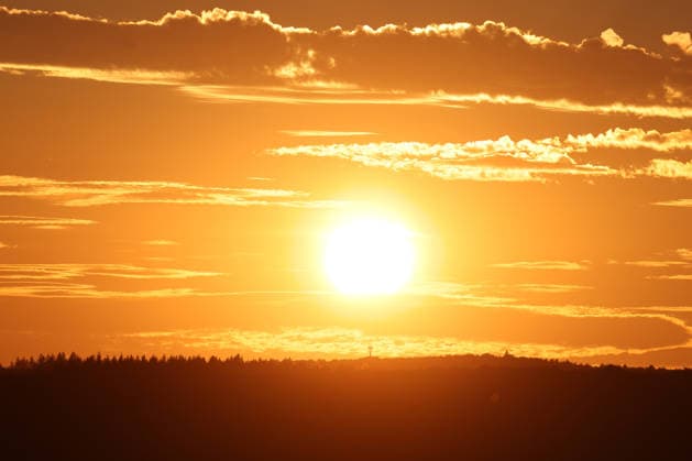 NRW, Sonnenuntergang im Siegerland bei Freudenberg