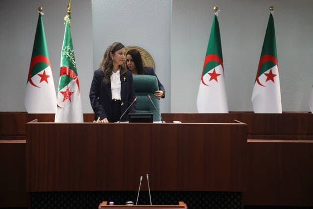 Algerien, Khalida Boufadache zur Sprecherin des Parlaments ernannt