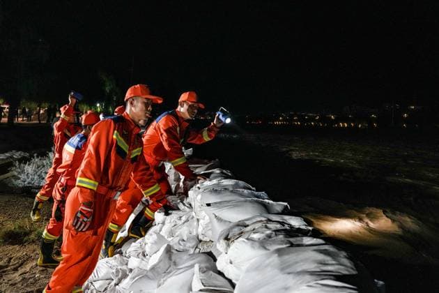 China, Danghe-Hochwasser in Dunhuang