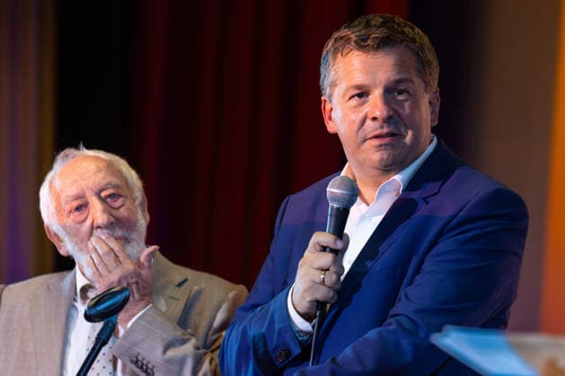 Sachsen-Anhalt, Sven Schulze und Dieter Hallervorden bei Gesprächsabend in Magdeburg