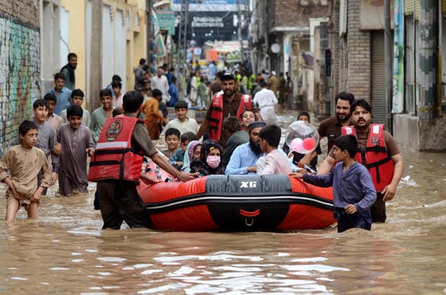 Pakistan, starke Regenfälle in Peschawar