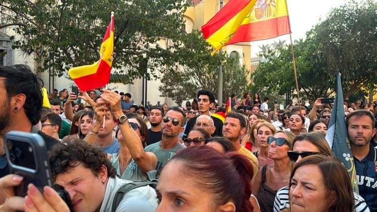 Spanien, Protest gegen Migranten in Ceuta