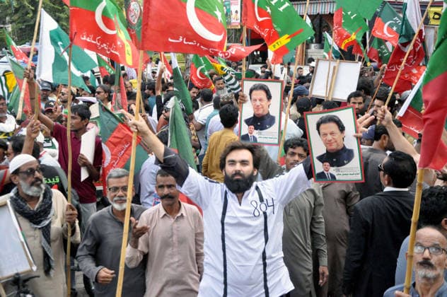 Pakistan, PTI Proteste für Freilassung ihres Gründers Imran Khan