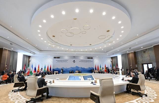 Kirgisistan, Eurasischer Regierungsrat in Cholpon-Ata