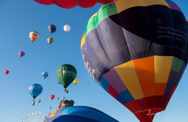 Großbritannien, Eröffnung der International Balloon Fiesta in Bristol